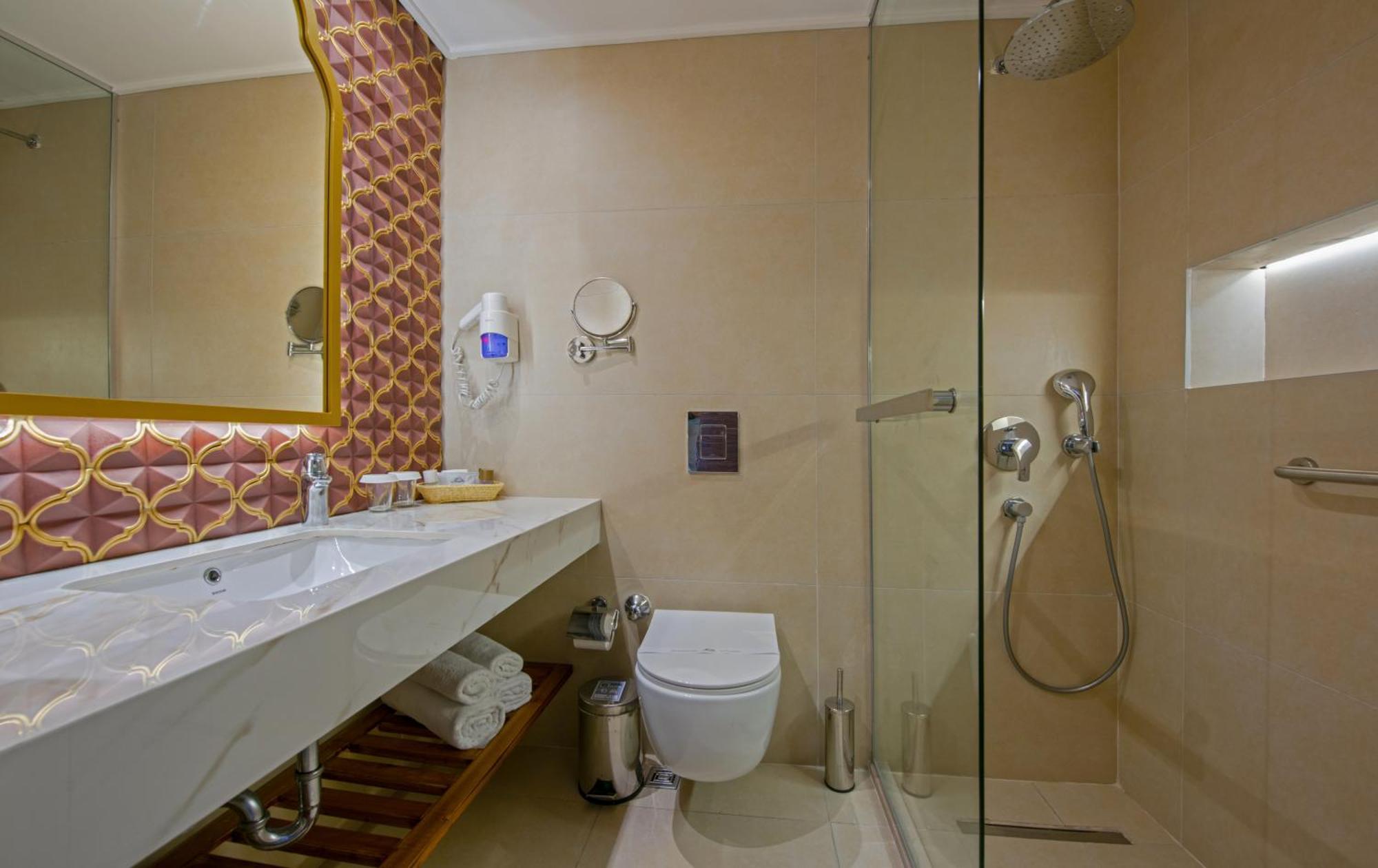 Alaaddin Beach Hotel - Adult Only 阿拉尼亚 外观 照片